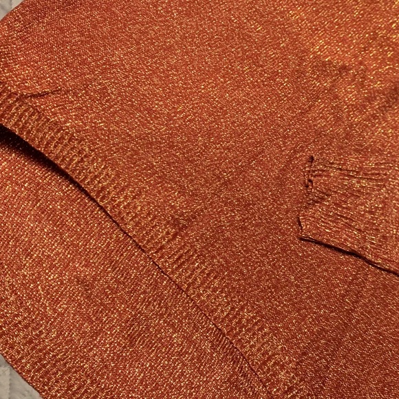 Bisou Bisou lite weight sweater - Picture 3 of 4